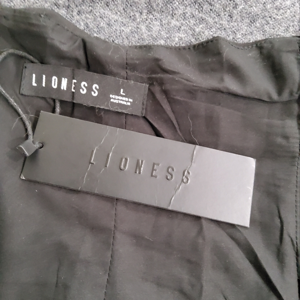 Revolve × Lioness Island Bodice Ruched Corset Size L - Picture 3 of 10